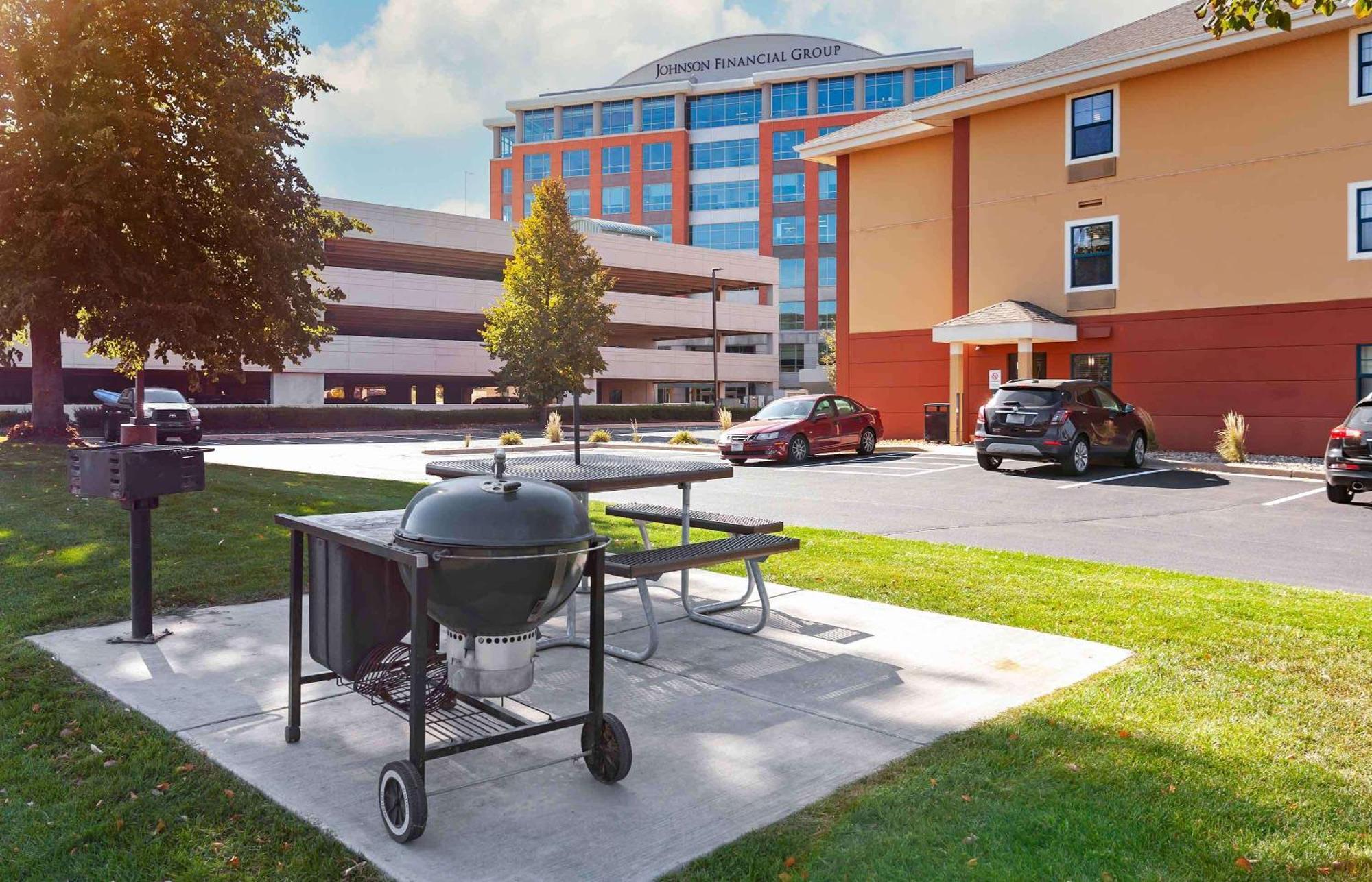 Extended Stay America Suites - Madison - Junction Court Middleton Extérieur photo