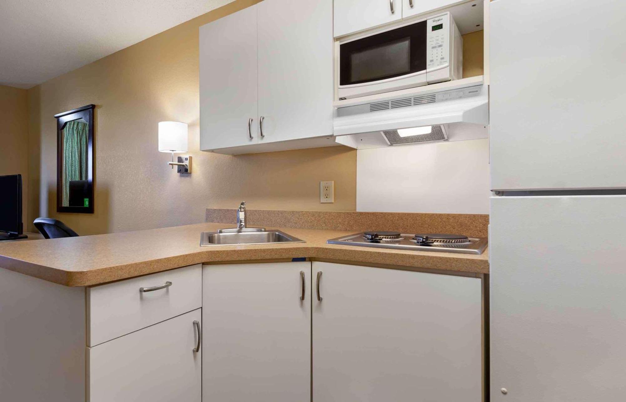 Extended Stay America Suites - Madison - Junction Court Middleton Extérieur photo