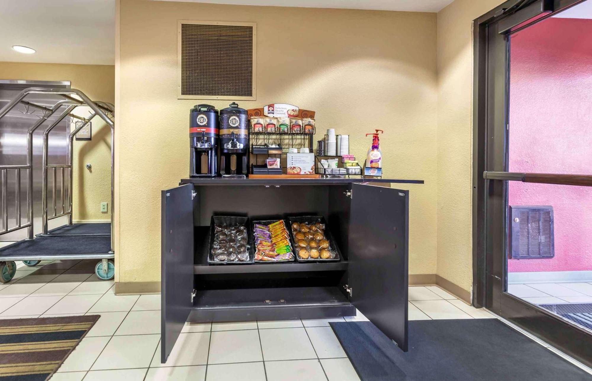 Extended Stay America Suites - Madison - Junction Court Middleton Extérieur photo